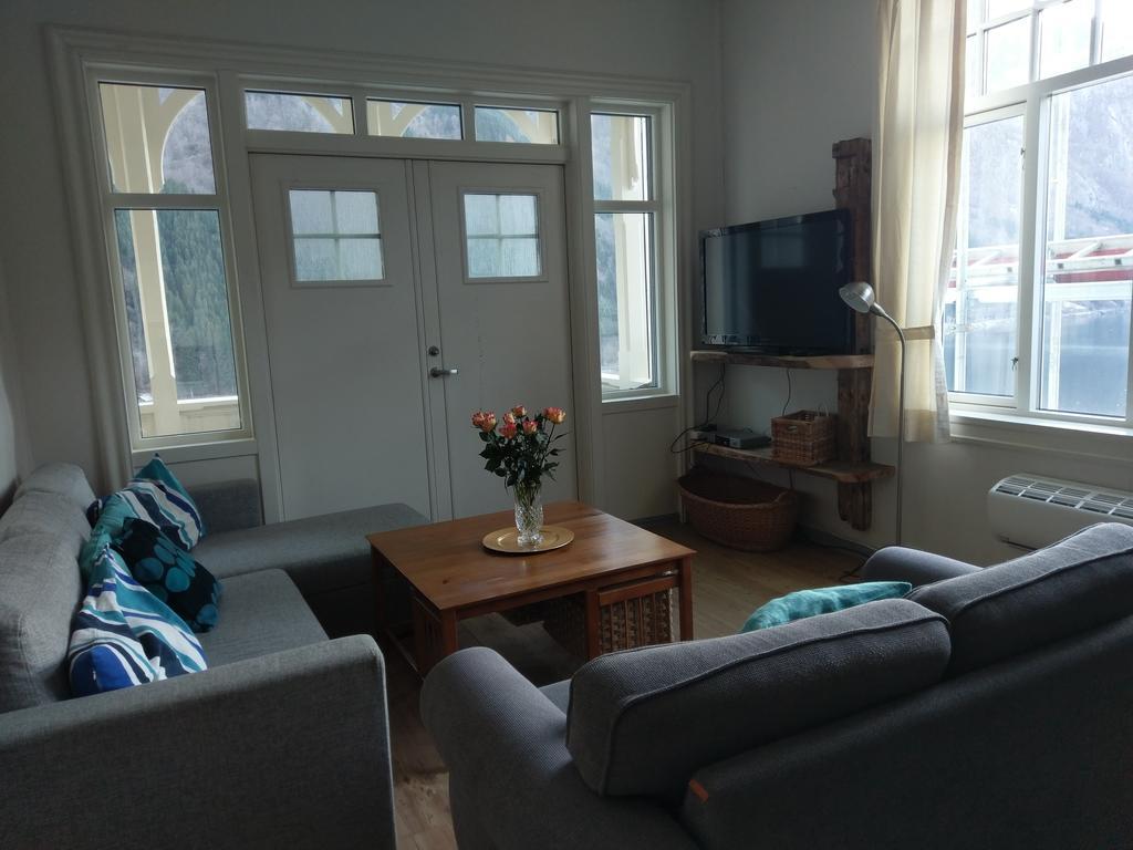 Vikinghaug Apartment ออดดา ภายนอก รูปภาพ